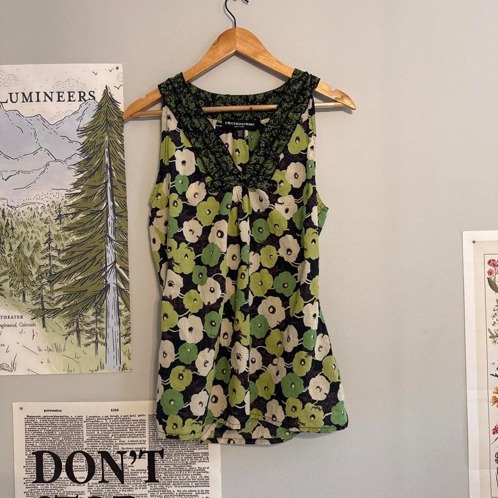 Mix Nouveau Floral Paisley Tank Top - Picture 1 of 6